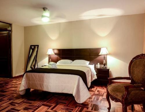Hotel Las Condes Trujillo Esterno foto